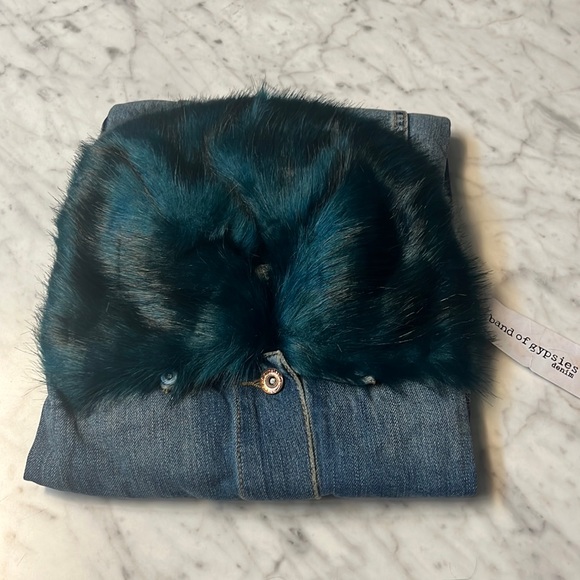 Band of Gypsies Jean Jacket with Faux Fur - Picture 1 of 4